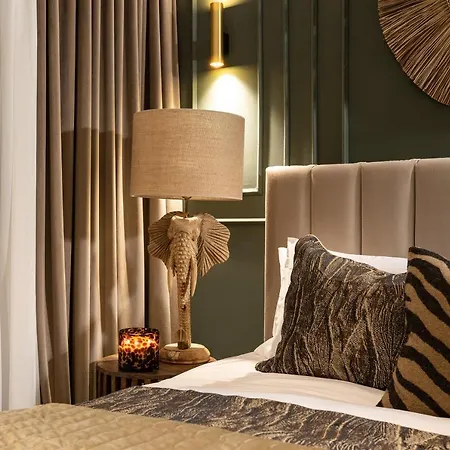 Qult - Jumanji شقة